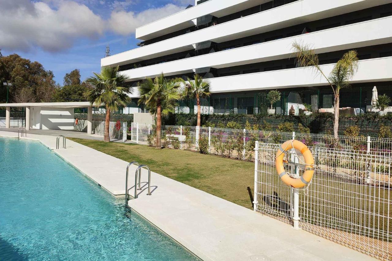 Wellingtonia Apartment Estepona Bagian luar foto