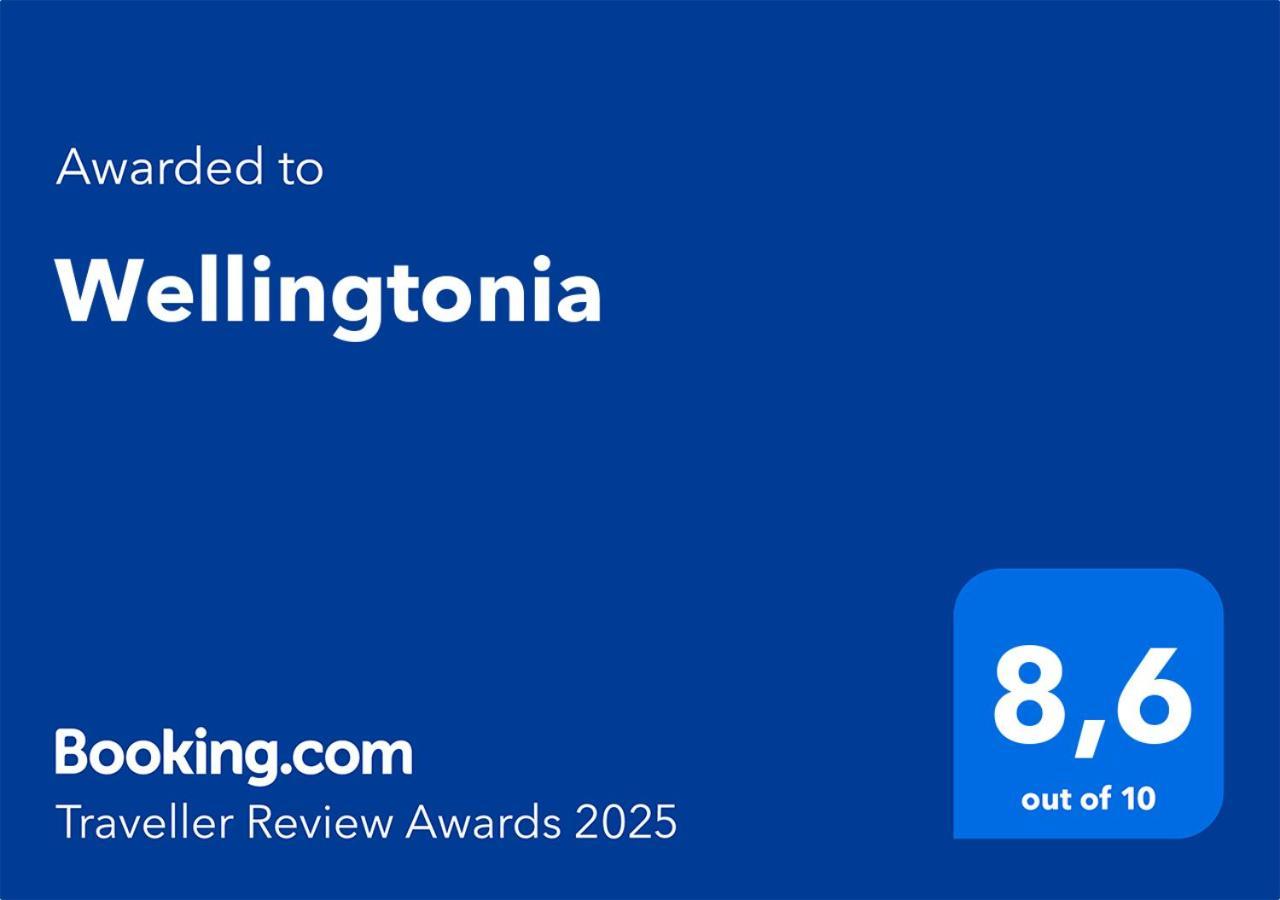 Wellingtonia Apartment Estepona Bagian luar foto